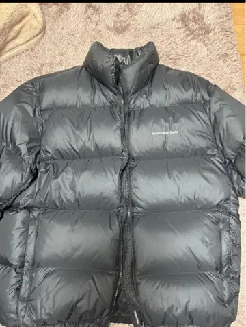 thisisneverthat 다운