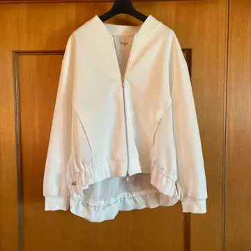 Praia studio 화이트 블루종