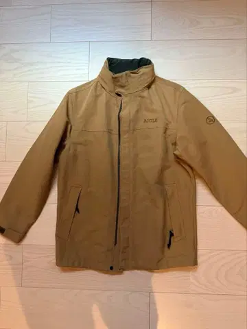 새상품급 AIGLE 베이지 마운틴 파카
