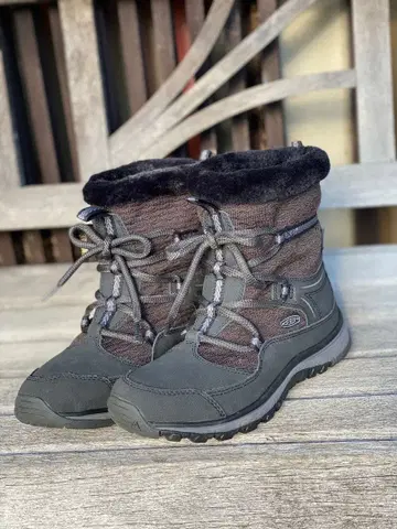 KEEN 방수 퍼 부츠 여성용