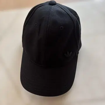 adidas 블랙 캡