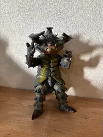 울트라맨 괴수 피규어 약 15cm