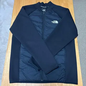 새상품급 THE NORTH FACE 하이브리드 테크 에어 자켓 XL