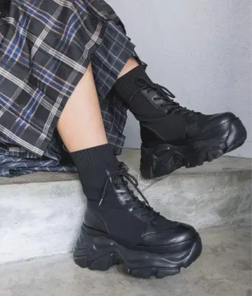 PAGEBOY 레이스업 삭스 부츠