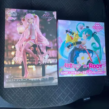 하츠네 미쿠 벚꽃 미쿠 로디미쿠 세트