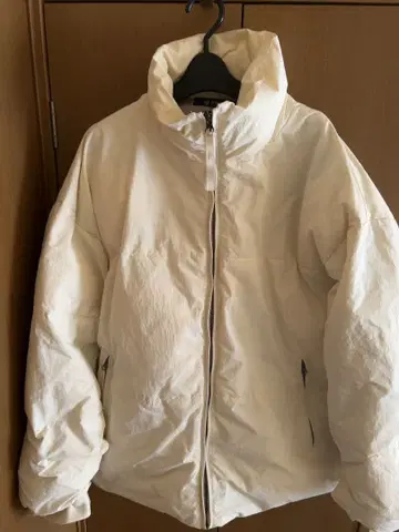 나노 유니버스 화이트 다운 자켓