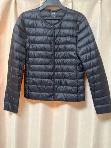 [레어] 유니클로 울트라 라이트 다운 컴팩트 자켓 블랙 S사이즈