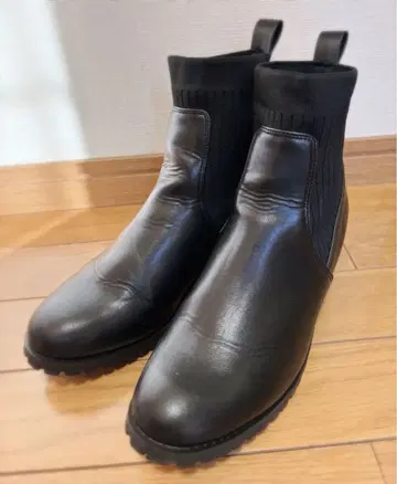 사이드 고어 부츠 블랙