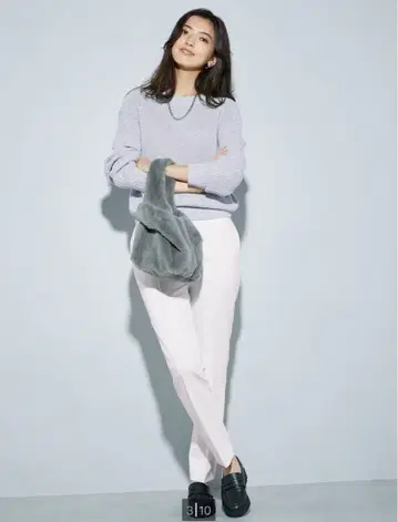 플라스테 메탈릭 크루넥 스웨터 그레이