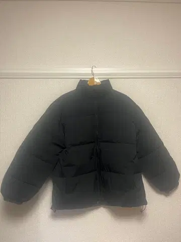 블랙 다운 자켓