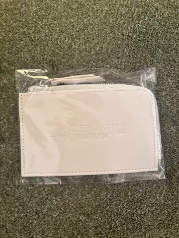 Mrs. GREEN APPLE 프래그먼트 케이스 화이트