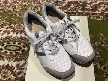 AKAISHI 워킹화 사이즈 24.5