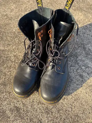 Dr.Martens 1460 PASCAL HDW 닥터마틴 파스칼