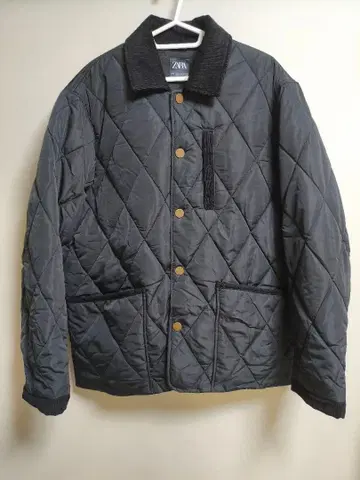 새상품급 ZARA 블랙 퀼팅 자켓 자라 사이즈 M