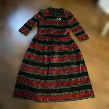 armoire caprice 전체 레이스 원피스 JOVONNA