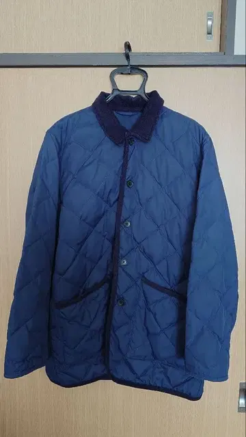 SHIPS x TAION 다운 퀼팅 자켓 네이비 L 사이즈