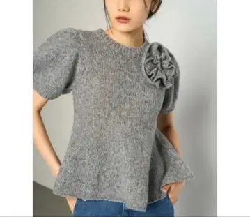 CELFORD 플라워 모티브 니트 그레이