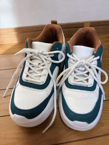 GU 통굽 스니커즈 XL