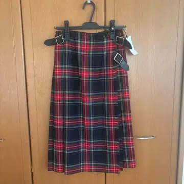 O'NEIL OF DUBLIN 퀼트 스커트 무릎 기장