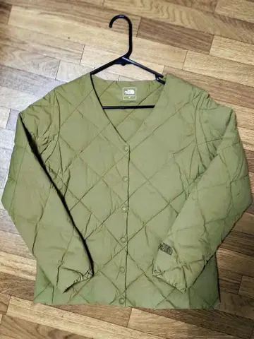 올리브 그린 노카라 퀼팅 자켓
