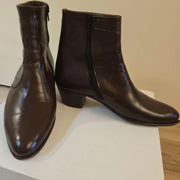 새상품급 스페인산 힐 부츠 다크 브라운