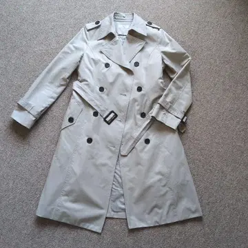 베이지 트렌치코트 퀼팅 라이너 포함