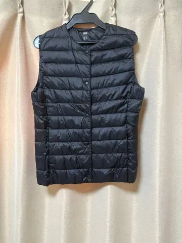 UNIQLO 유니클로 울트라 라이트 다운 베스트 아우터 블랙 S 사이즈