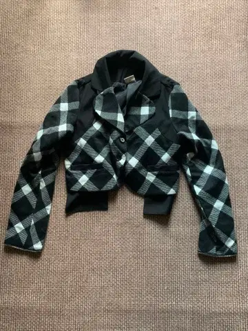 leele girls 체크 무늬 크롭 자켓과 스커트 셋업