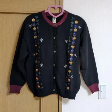 사만사 모스모스 겨울왕국 자수 가디건