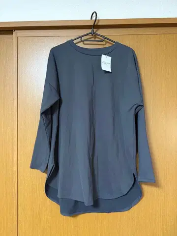 [택 포함 새상품] 하르메크 셔츠 M 차콜 튜닉