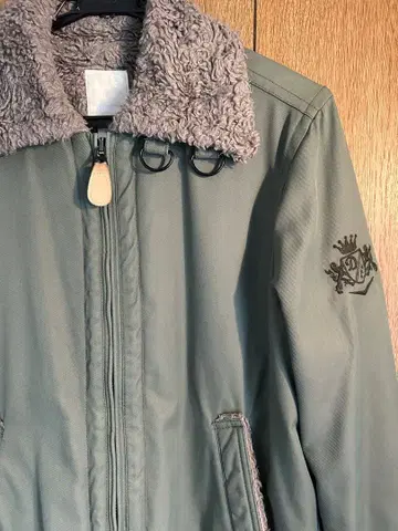 DISEL 플라이트 봄버 자켓 그린 M-L 상당