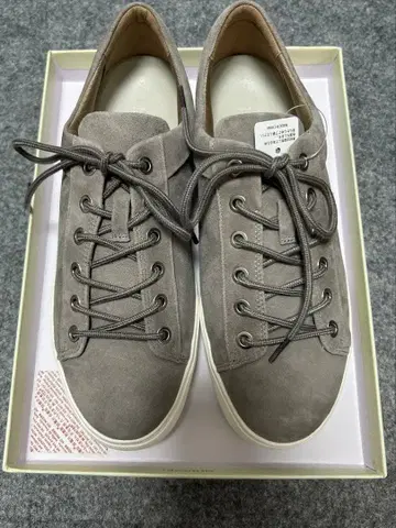 AKAIHSHI 그레이 스웨이드 스니커즈 143