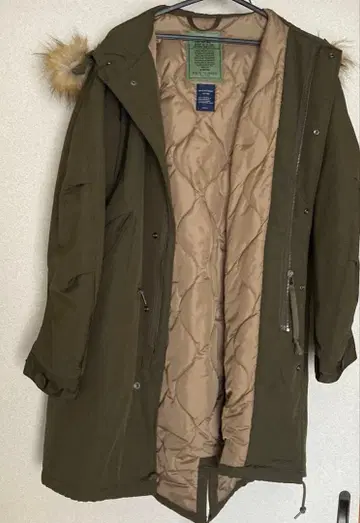 BACK NAMBER 모즈 코트