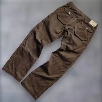 WHITE MOUNTAINEERING 코듀로이 카고 팬츠