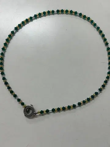 846 그린과 금 비즈 목걸이