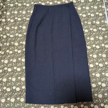 요건 레일 랩 스타일 다크 그레이 스커트