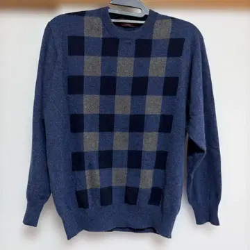 캐시미어 체크 무늬 니트 스웨터