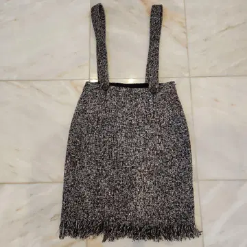 서스펜더 포함 트위드 미니 스커트