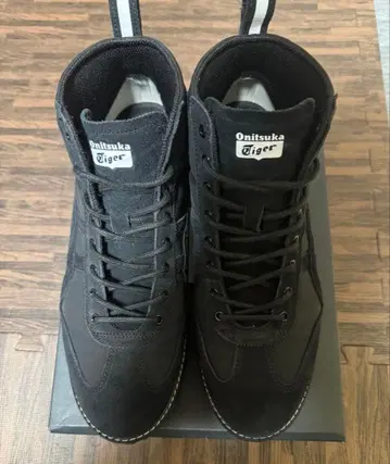 오니츠카타이거 린칸 품절로 인한 가격 인하 댓글은 삼가주세요.
