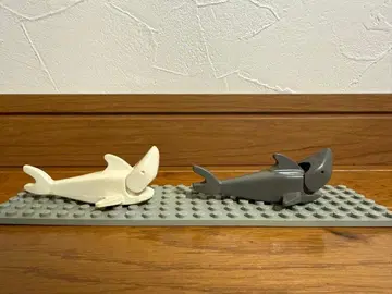 LEGO 화이트 그레이 상어 피규어 2체 세트