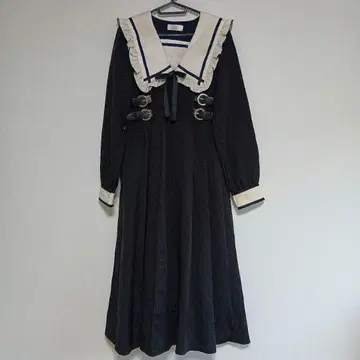 Deany 프릴 장식 블랙 원피스 M