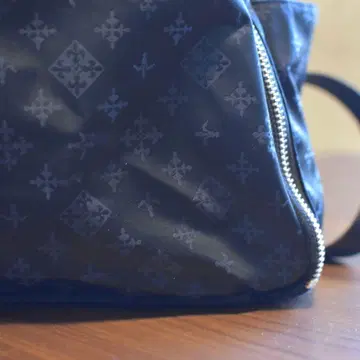 russet 러셋 모노그램 다기능 럭색