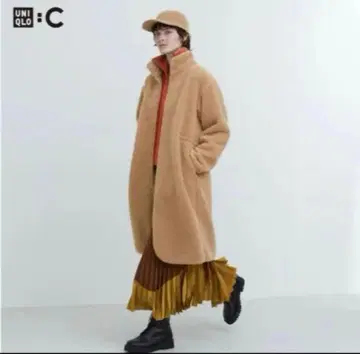 유니클로C 보아 플리스 스탠드 카라 코트
