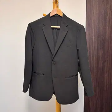 [ 미사용 새상품 ] 유니클로 감동 자켓 M 블랙