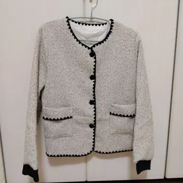 노카라 자켓 트위드 자켓 화이트 계열 미사용 새상품 사이즈 M