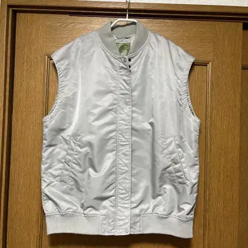 niko and - 실버 슬리브리스 자켓 MA-1 프리 사이즈