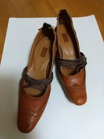 브라운 펌프스 천연 가죽 메리제인 슈즈 일본제