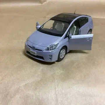 도요타 프리우스 1/30 스케일 미니카