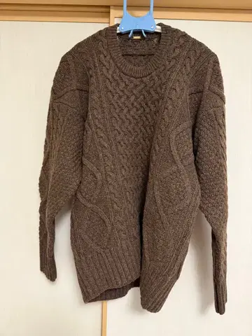 Mila Owen 구축 실루엣 케이블 니트