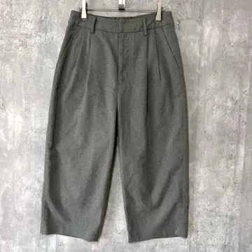 새상품급 로페피크닉 턱 와이드 팬츠 뒷밴딩 심플 퀄리티 좋은